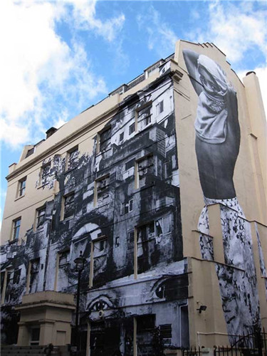 JR遍布全球的城市街头艺术作品