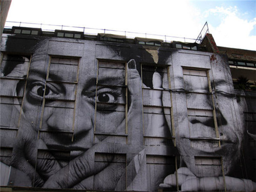 JR遍布全球的城市街头艺术作品