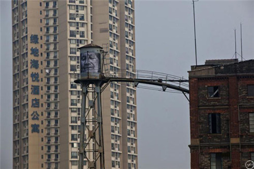 JR遍布全球的城市街头艺术作品